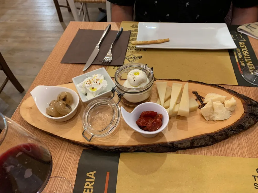 Martijn Wester_Duomo 13 - Ristosalumeria Carpi_Carpi Centro_review