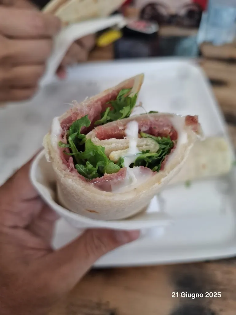 Renato Bocchino_Piadineria Petrarca_Carpi Centro_recensione