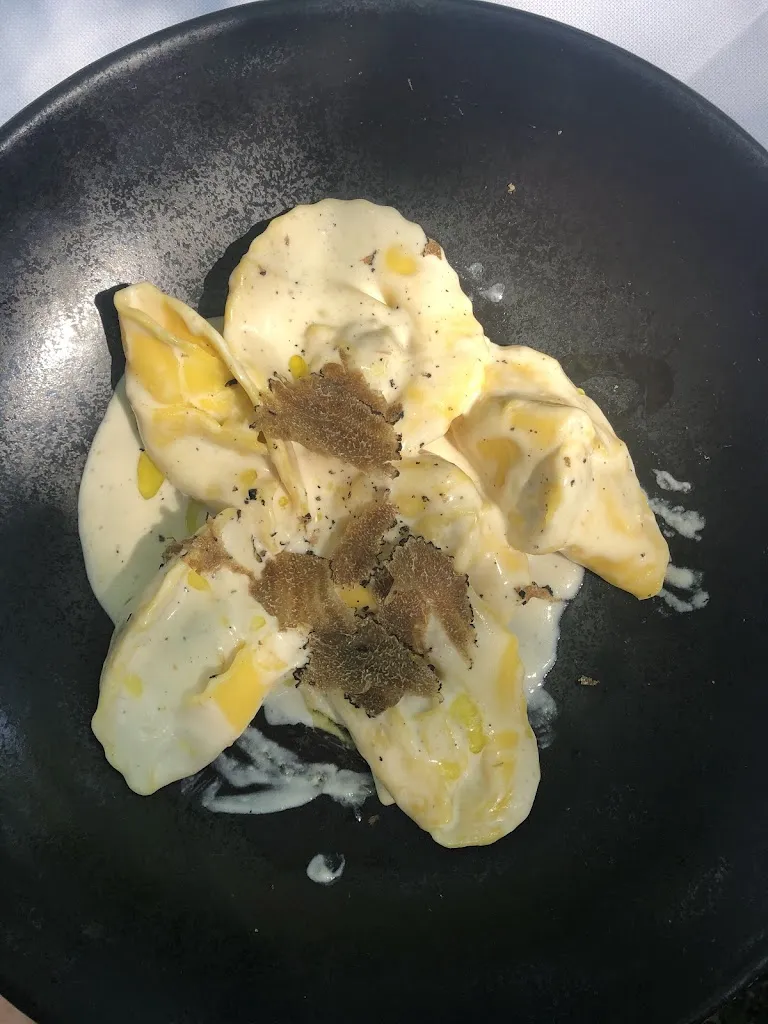 Virginia Senf_L'Anfora Country Club_Basciano_review