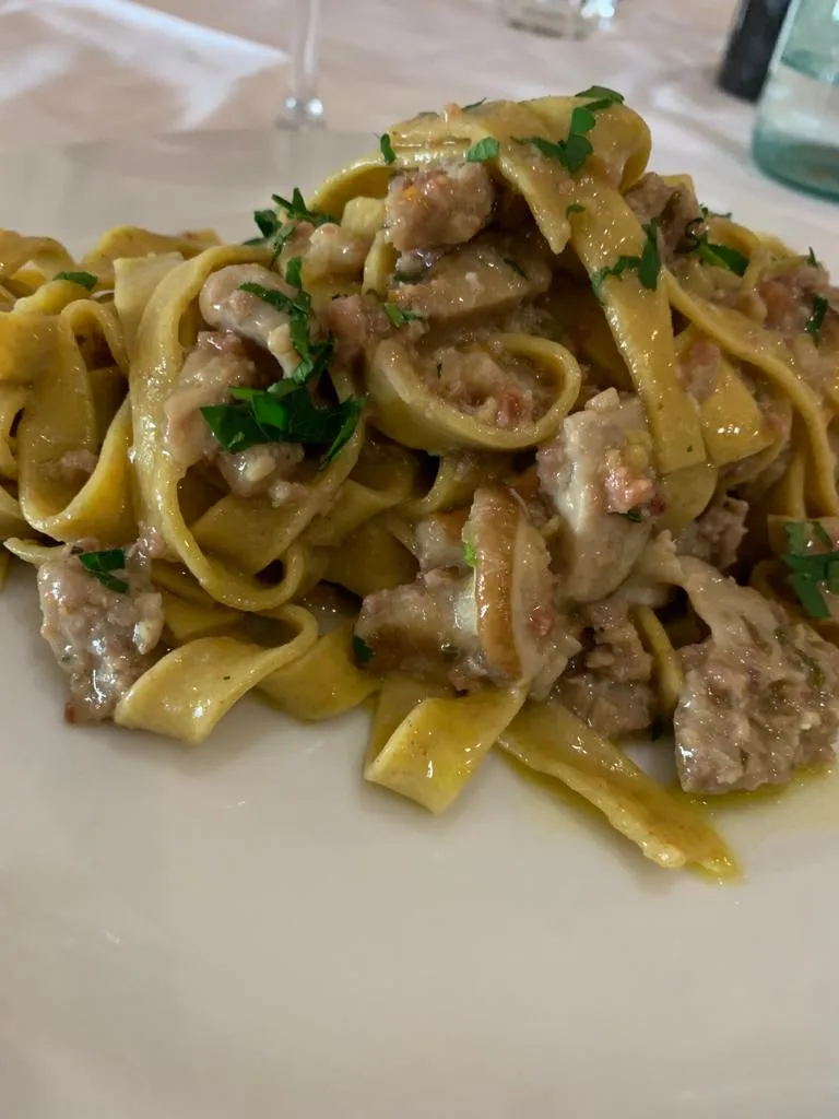 James Amos_L'Anfora Country Club_Basciano_review