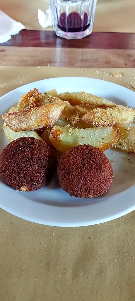 Stefano Varroni_Poldino Cafè Carpi_Carpi Centro_review