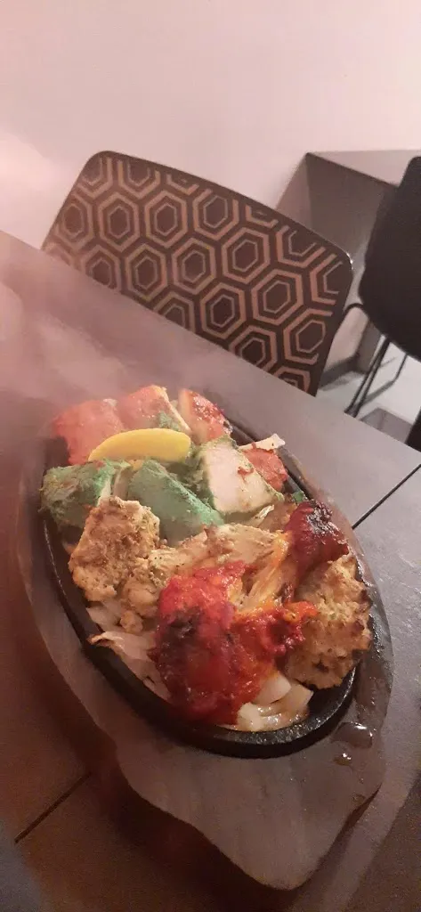 Tandoori_Carpi Centro_slider_image_2