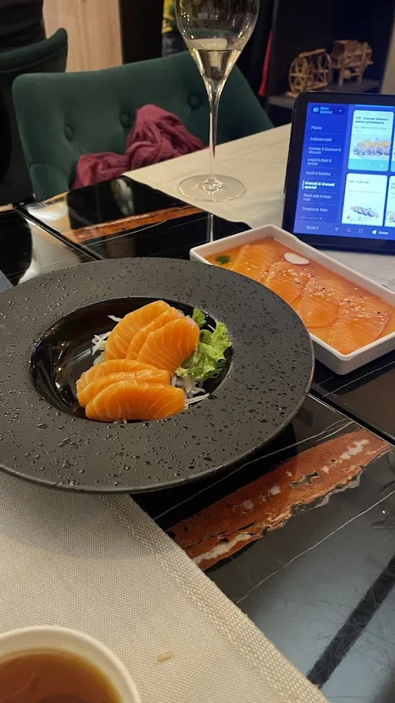 Jocelyn_Youme_Carpi Centro_review