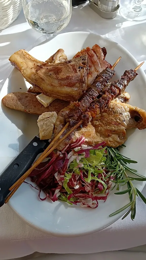 Ristorante La Trattoria_Casalgrande_slider_image_2