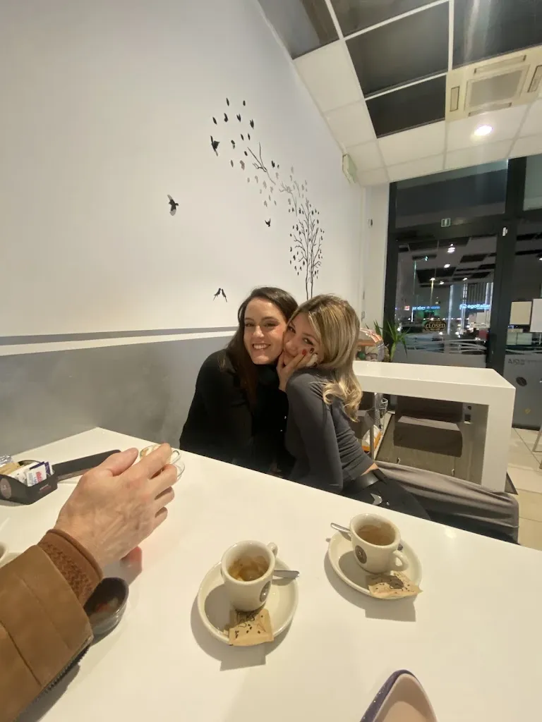 giovanna cadeddu_Joy & Grace Bar_Casalgrande_recensione