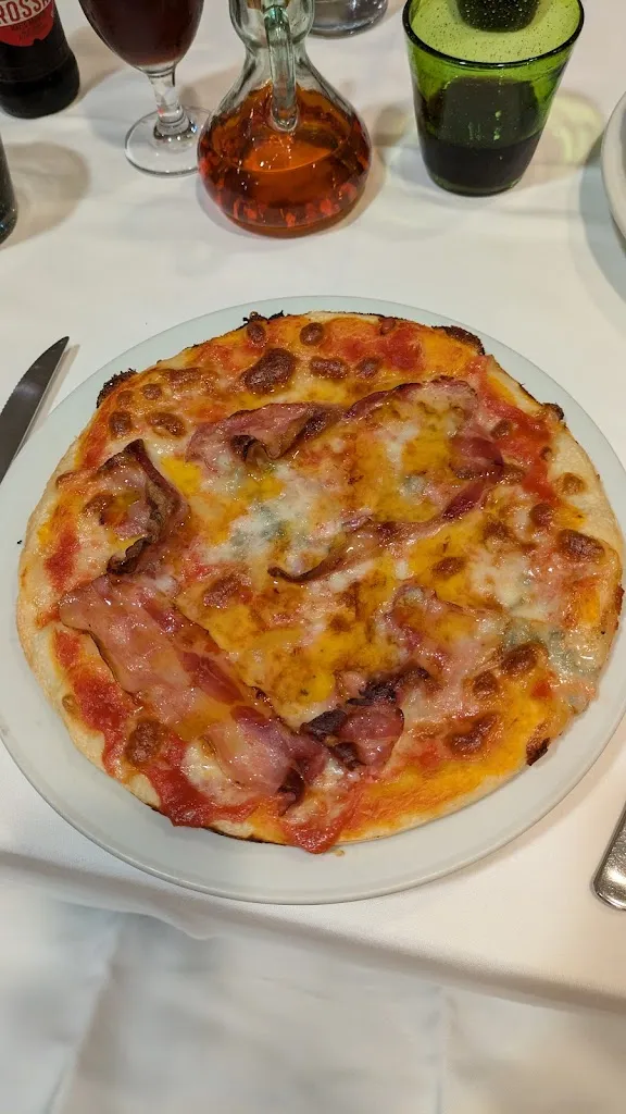 Elia 'El-DoX' Puglia_Ristorante Pizzeria Sacromonte_Casalgrande_recensione