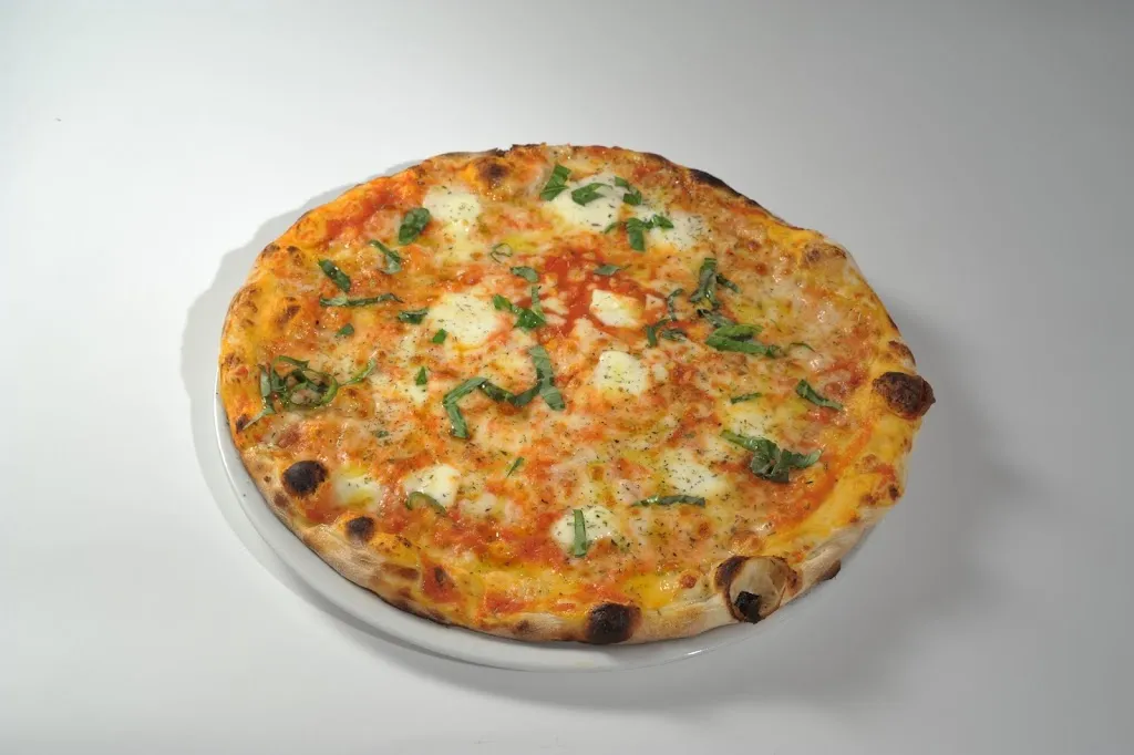 Pizzeria Trattoria Pasillo_Casalgrande_slider_image_2