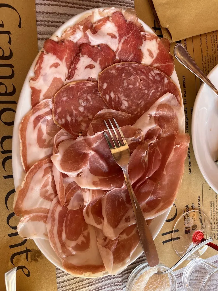 Granaio Del Conte_Casalgrande_slider_image_3