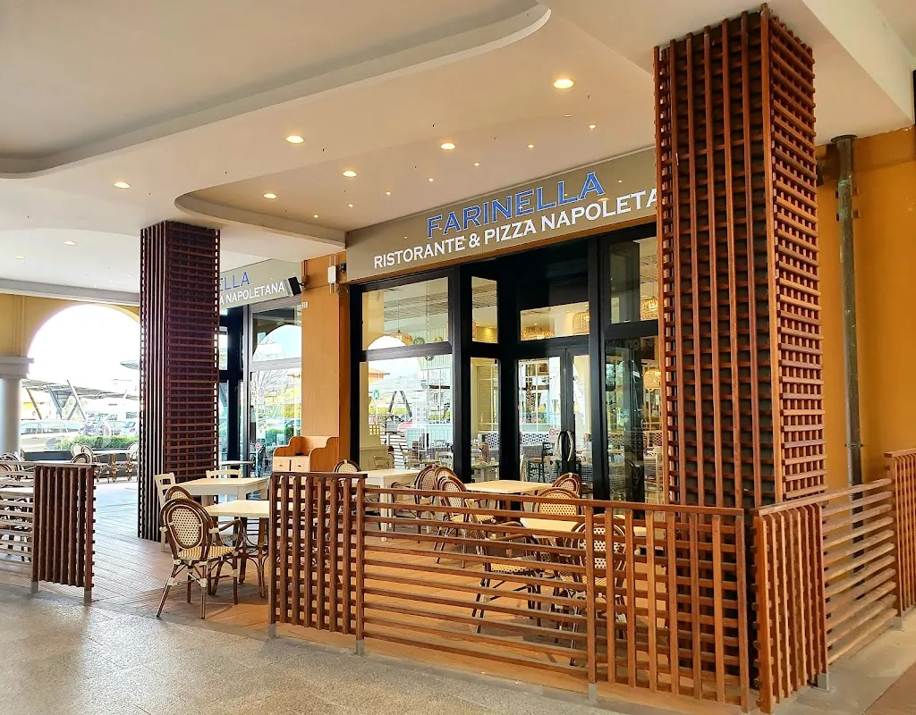 Farinella - Outlet Castel Guelfo_Castel Guelfo di Bologna_slider_image_1