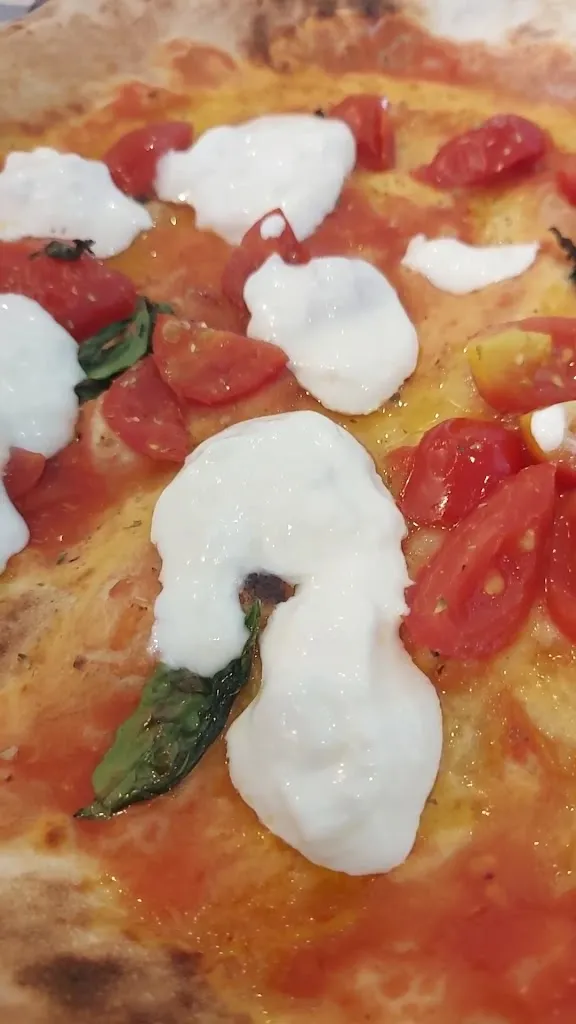 Farinella - Outlet Castel Guelfo_Castel Guelfo di Bologna_slider_image_2