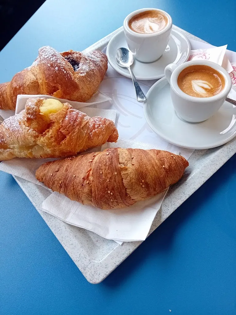 Farinella - Outlet Castel Guelfo_Castel Guelfo di Bologna_slider_image_3