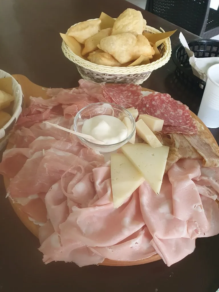 Andrea Motalli_La Rosa Dei Venti_Castel Guelfo di Bologna_review