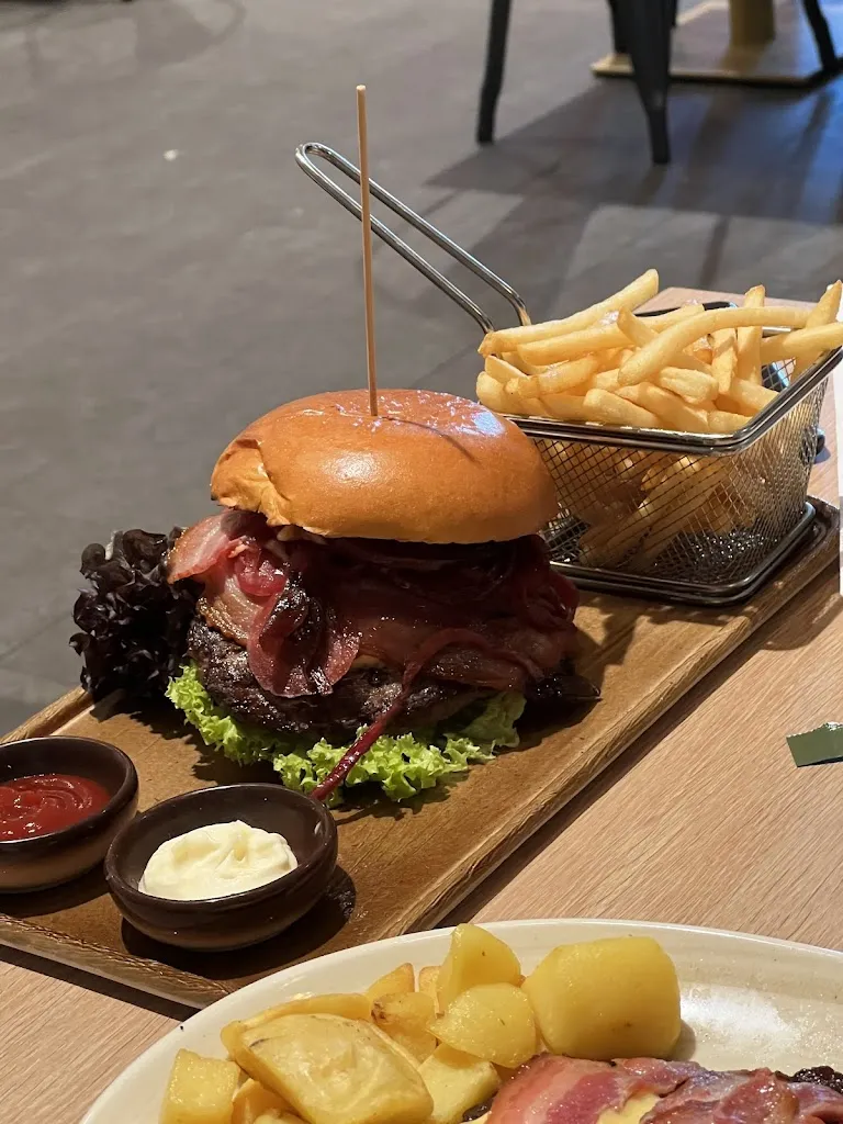 Menu_Burger In - Pastaria - Kimbo Caffè_Castel Guelfo di Bologna_image_9