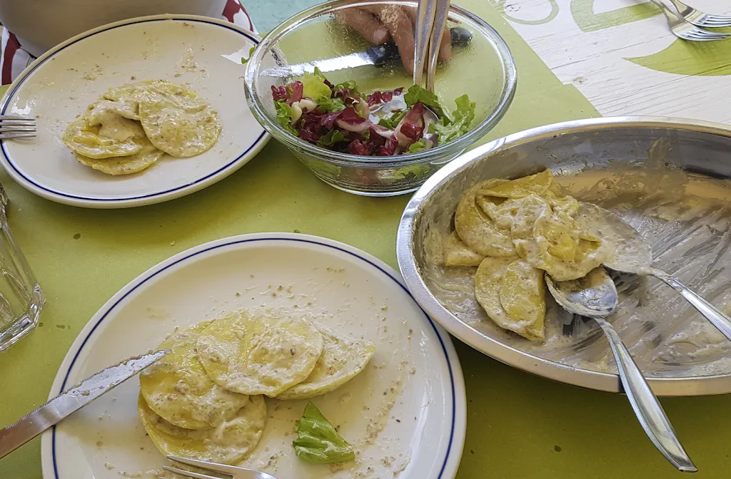 a l e k s y ._La Giardiniera_Casteldelci_review