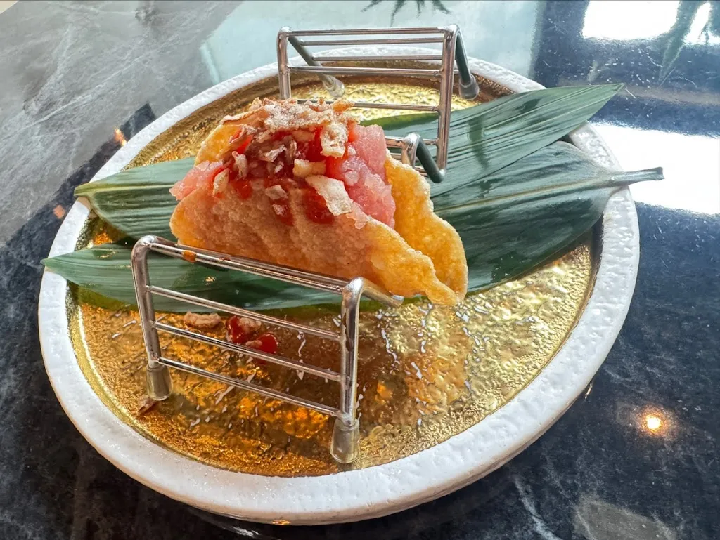 Yumeya_Castel Maggiore_slider_image_3