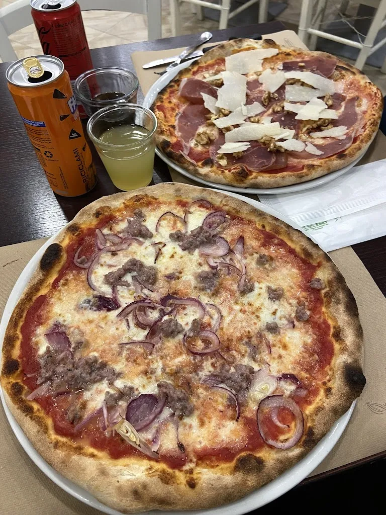 Pizzeria 2 Forni_Castel Maggiore_slider_image_3