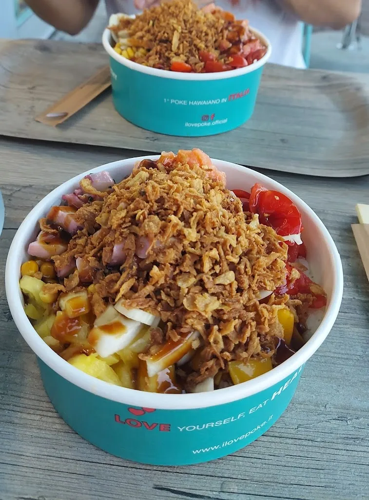 Giorgia O_I Love Poke Castel Maggiore_Castel Maggiore_review