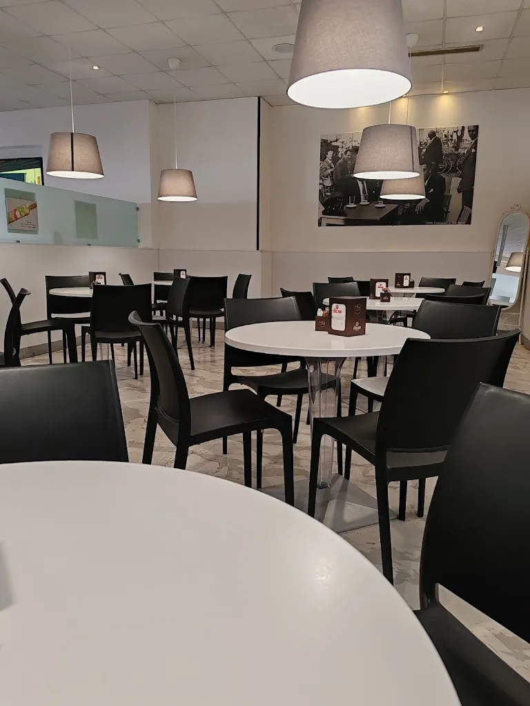 Maria Letizia Galvan_Bar Sport Cafè_Castel Maggiore_review