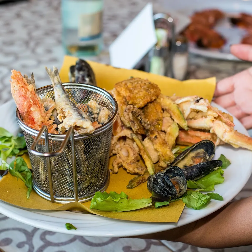 LA GRITTA - Ristorante Pizzeria Hotel Specialità di Pesce e Carne_Castel San Giovanni_slider_image_3