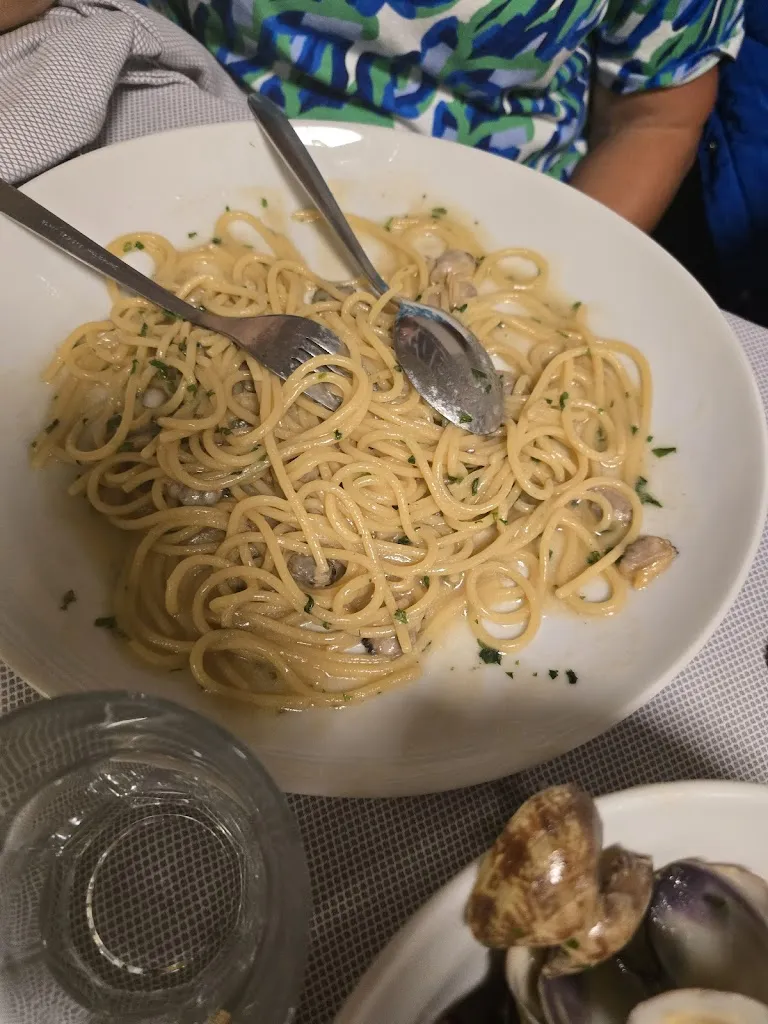 Massimo Zocchio_Pizzeria Restaurant Barracuda_Castel San Giovanni_review