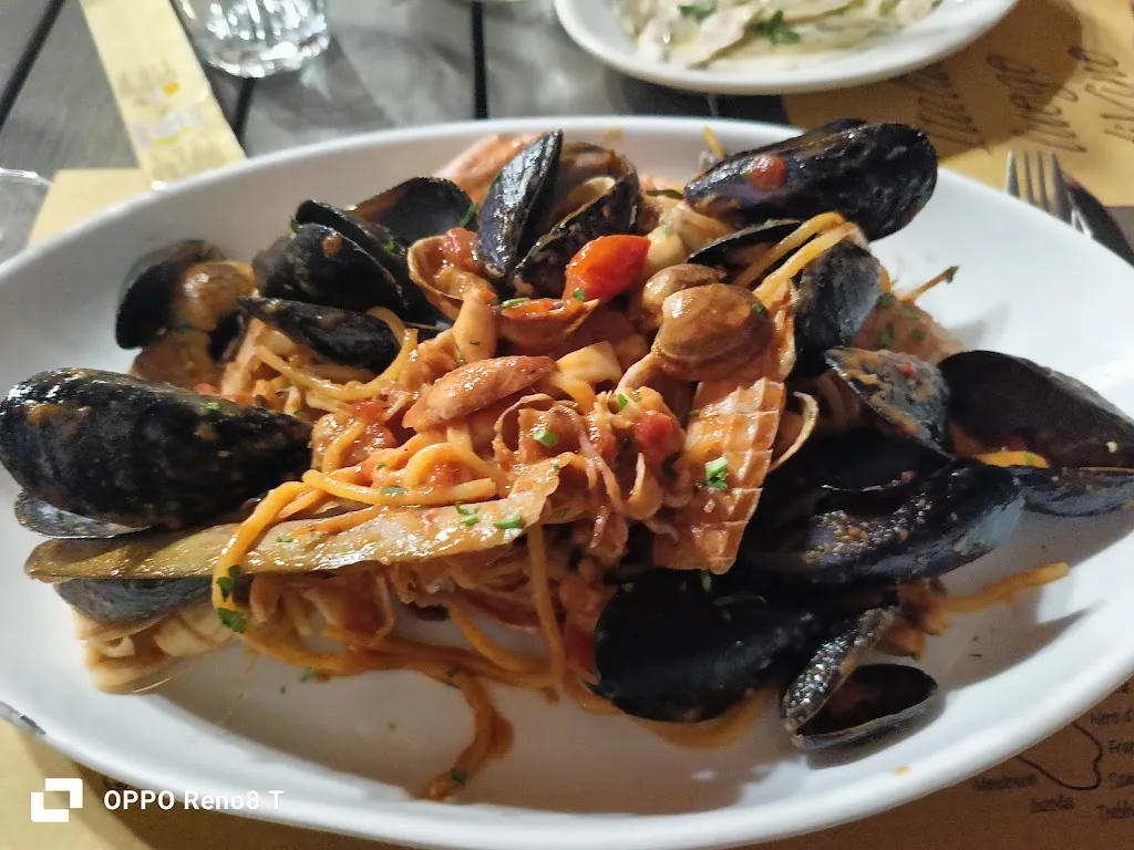 Pizzeria Restaurant Barracuda_Castel San Giovanni_slider_image_2