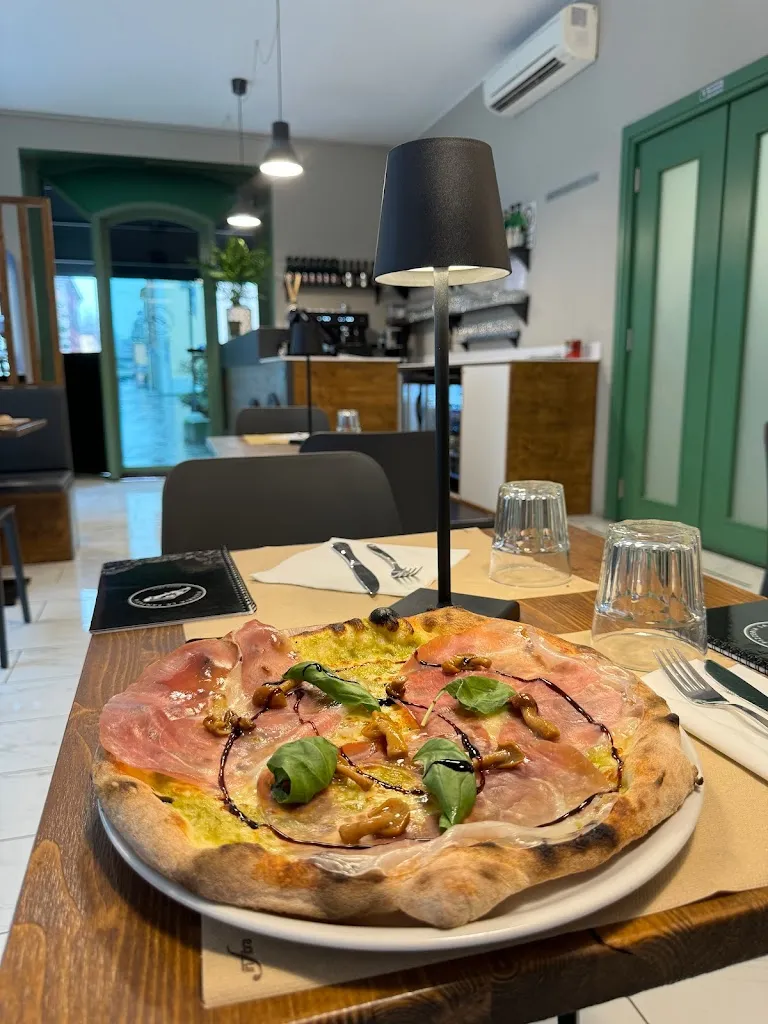 Menu_Pizzeria La Fantasia_Castel San Giovanni_image_3