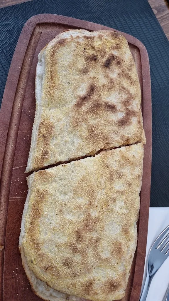 Tania Ruggeri_Pizzeria La Fantasia_Castel San Giovanni_review