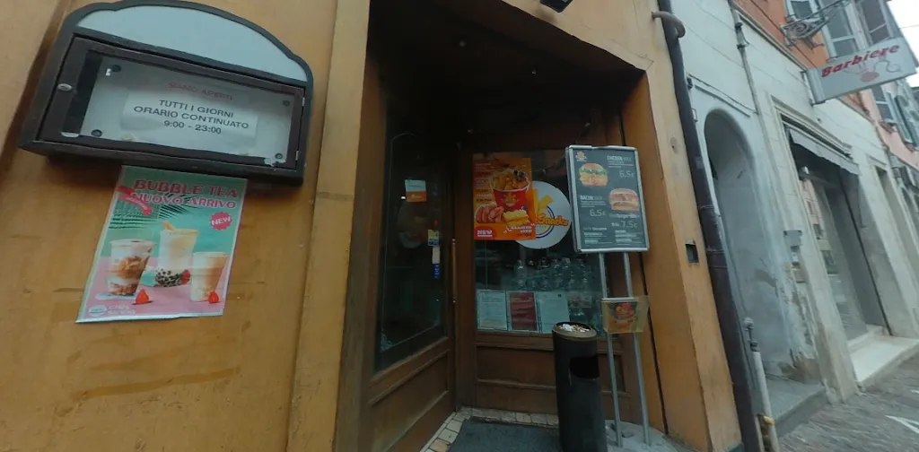 Chips & Snacks_Castel San Giovanni_slider_image_3