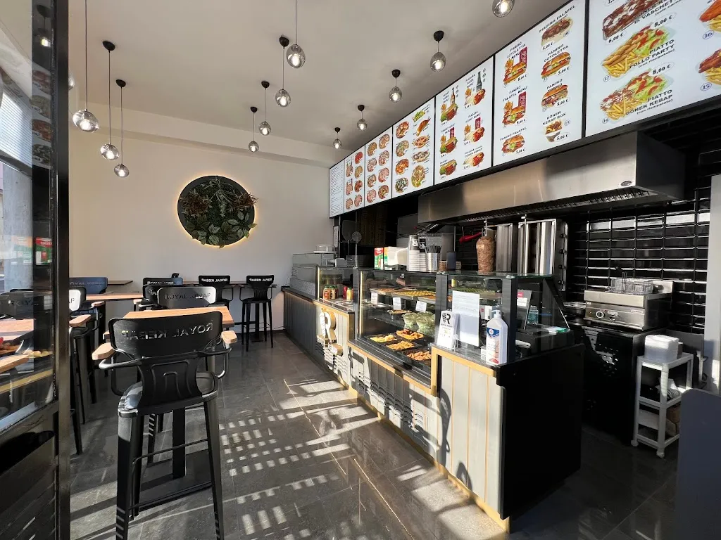 Royal Turkish Kebap - Pizza restaurant in Castel San Giovanni