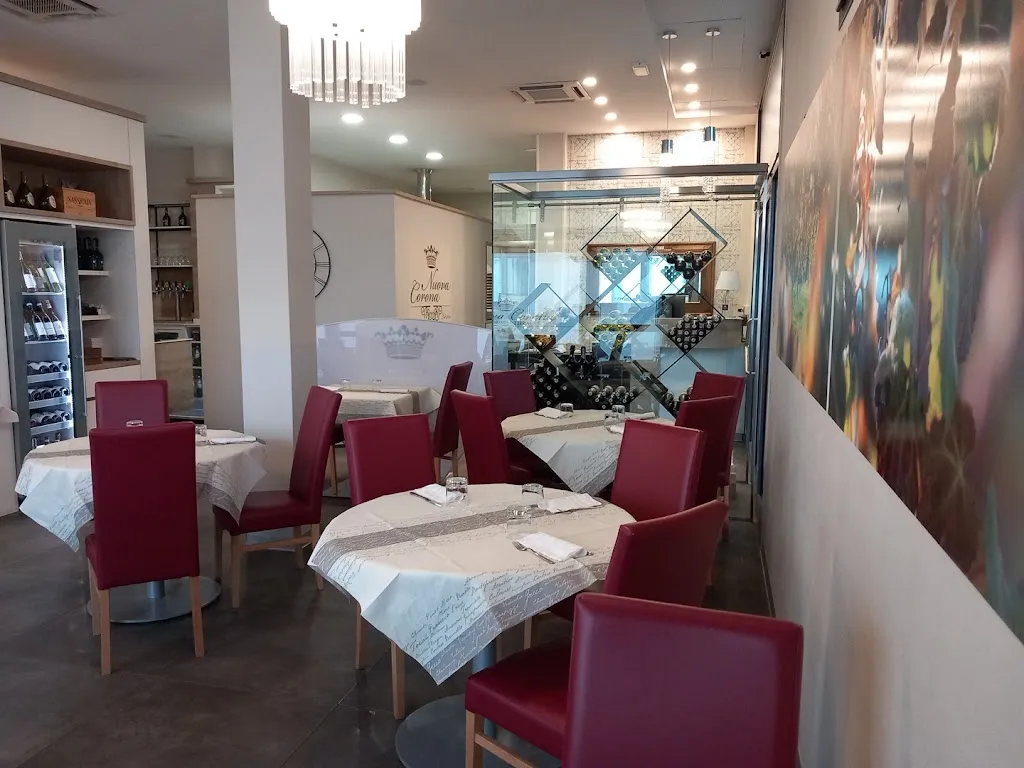 Ristorante Pizzeria Nuova Corona_Castelfranco Emilia_slider_image_2