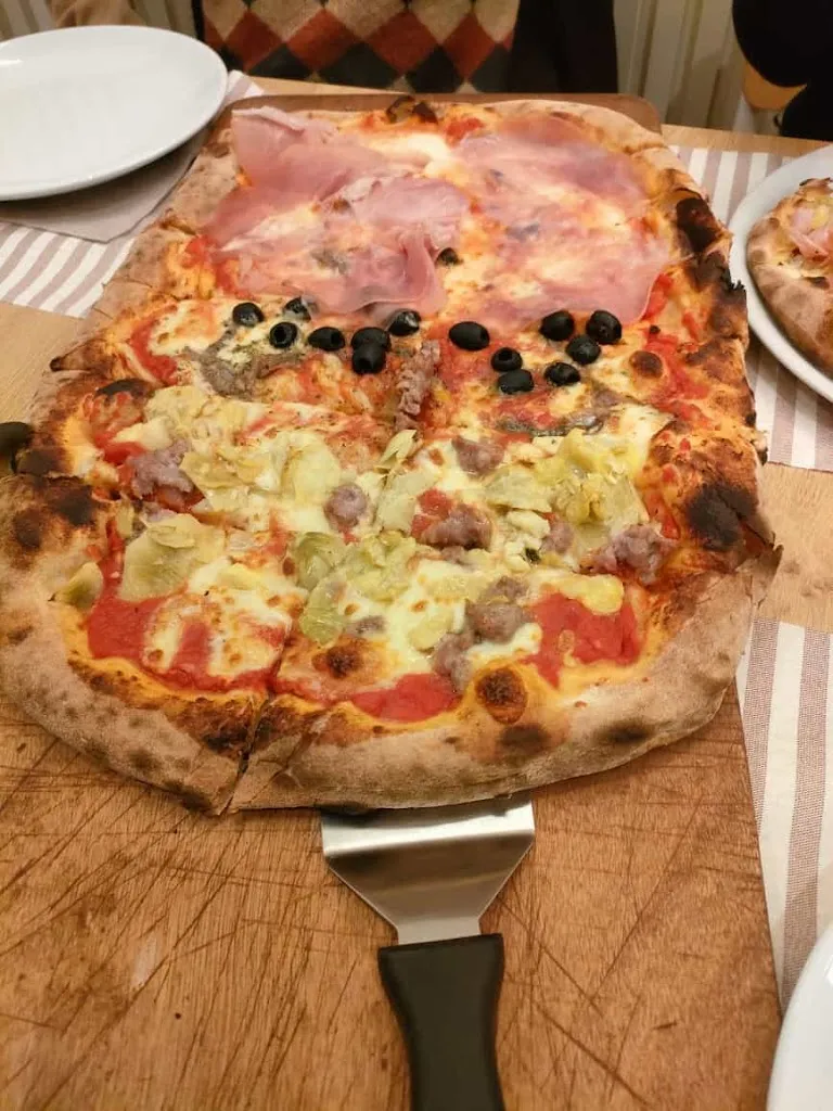 Angelo Ricciardi_Pizzeria ISIDORO dal 1987_Castelfranco Emilia_review