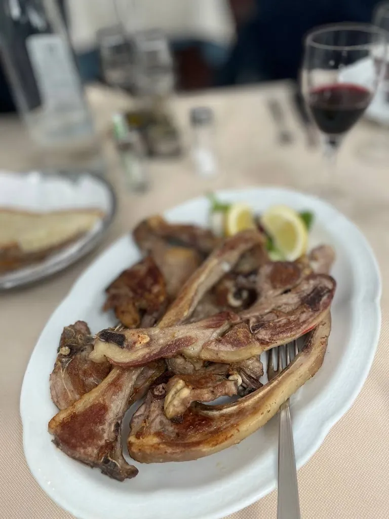 Ristorante Pizzeria Gran Sasso_Basciano_slider_image_2