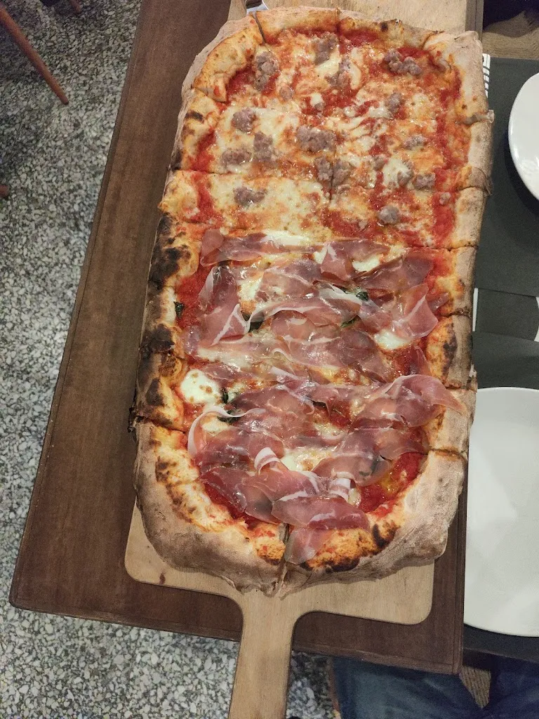 Menu_Fuggi Pizza_Castelfranco Emilia_image_9