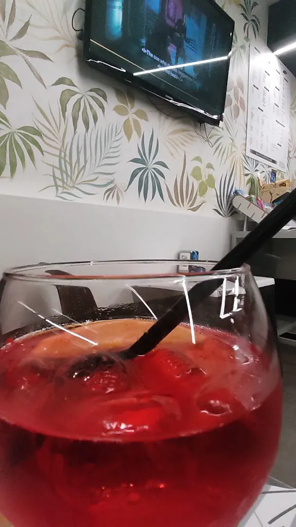 Ugo Fusco_Bar CRISTALL CAFÉ_Castelfranco Emilia_recensione