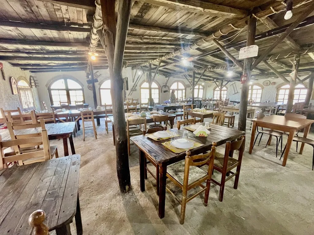 Rifugio La Serra_Ovindoli_slider_image_1