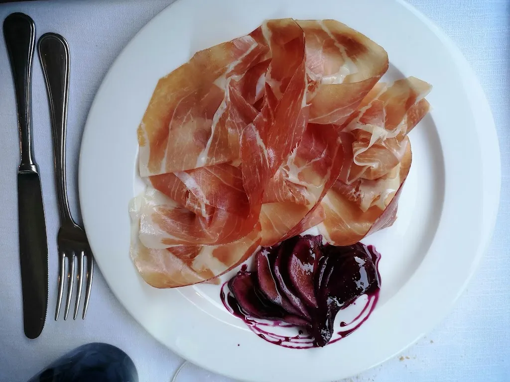 Del Voltone • Ristorante con Enoteca_Castell'Arquato_slider_image_3