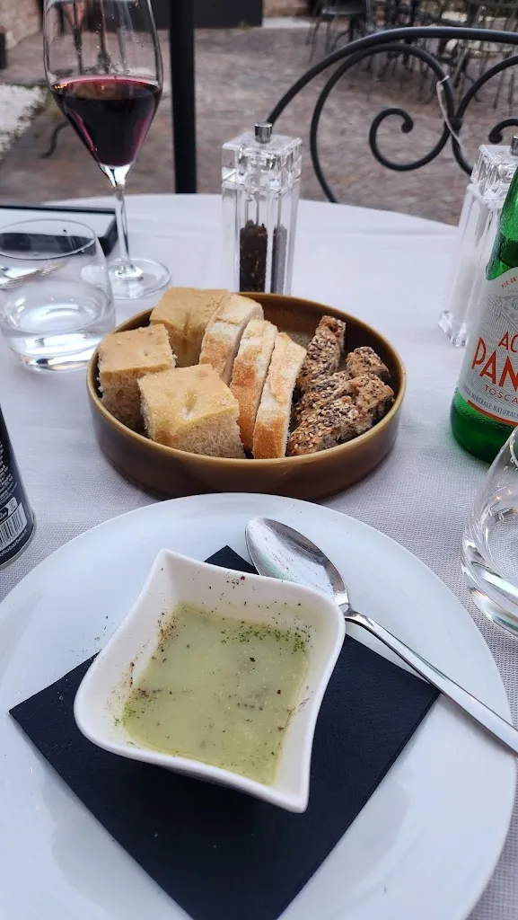 Miak Ou_Cora Ristorante_Castell'Arquato_review