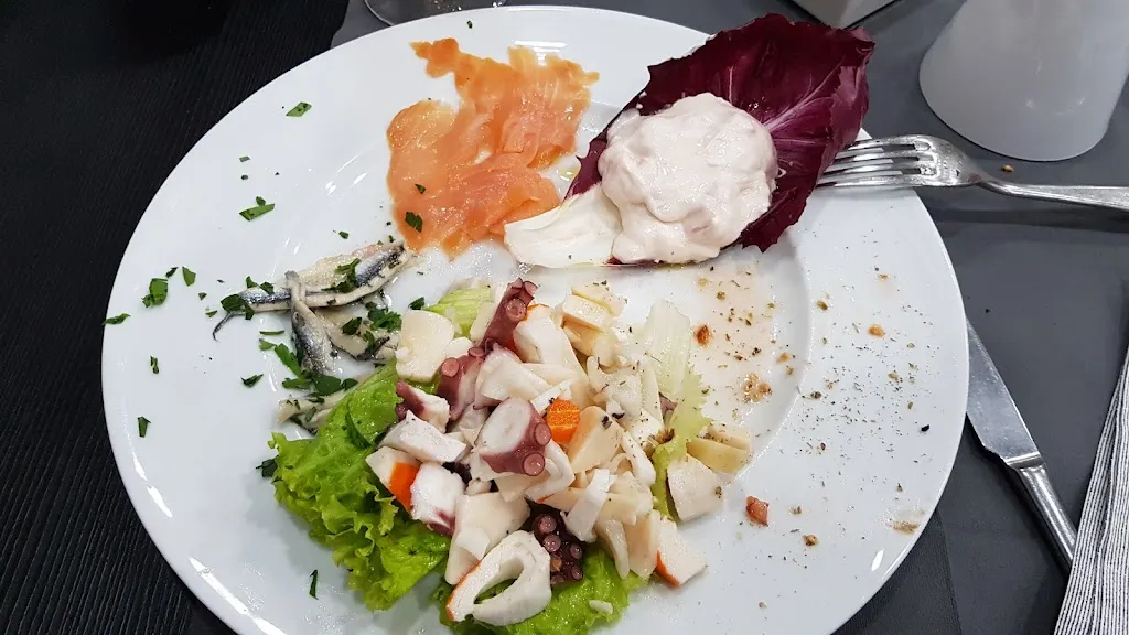 Menu_Pizzeria La Smorfia_Castelnovo di Sotto_image_6