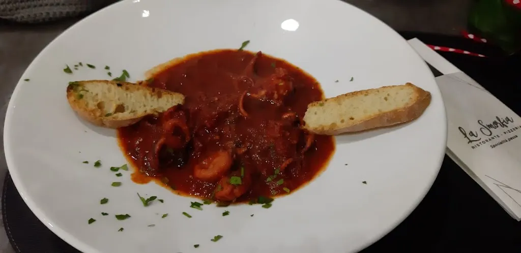 stefania uccheddu_Pizzeria La Smorfia_Castelnovo di Sotto_review