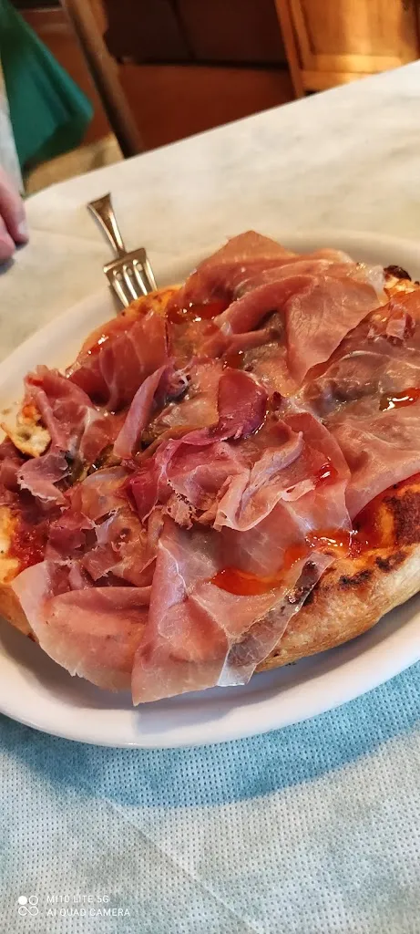 Menu_Saloon Bar_Castelnovo di Sotto_image_5