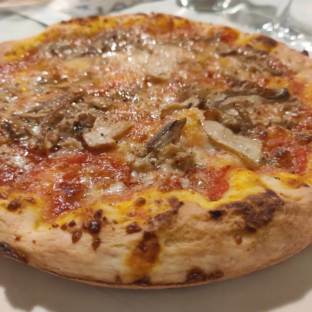 Saloon Bar_Castelnovo di Sotto_slider_image_2