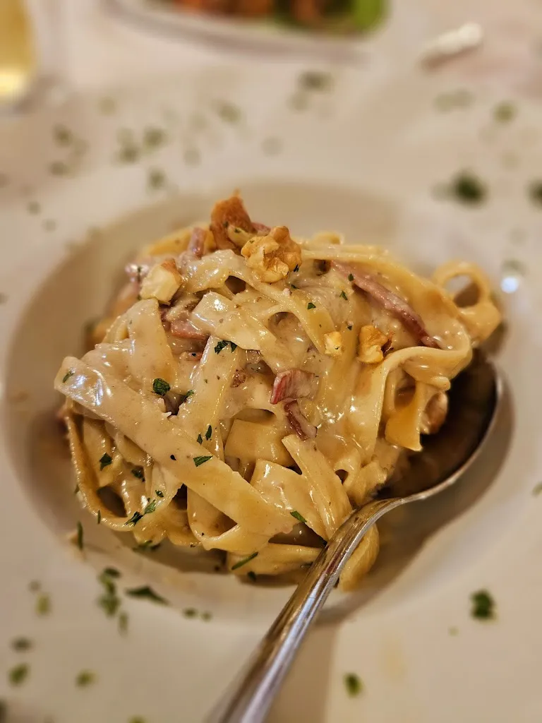 Dustin Hughes_Ristorante - Pizzeria Olivo_Castelletto_review