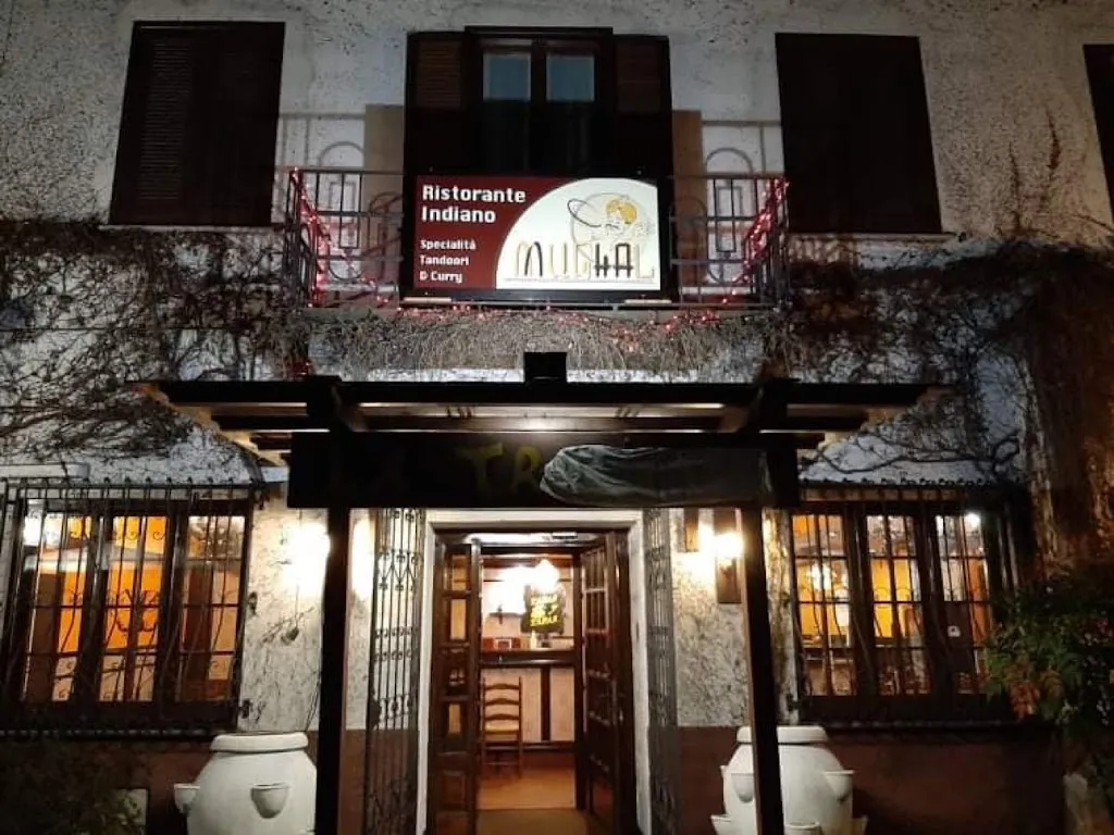 Mughal Castelletto_Castelletto_slider_image_1