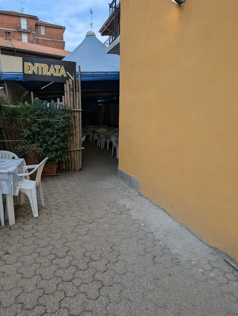 gil F_Pizzeria Da Tonino_Castelletto_review