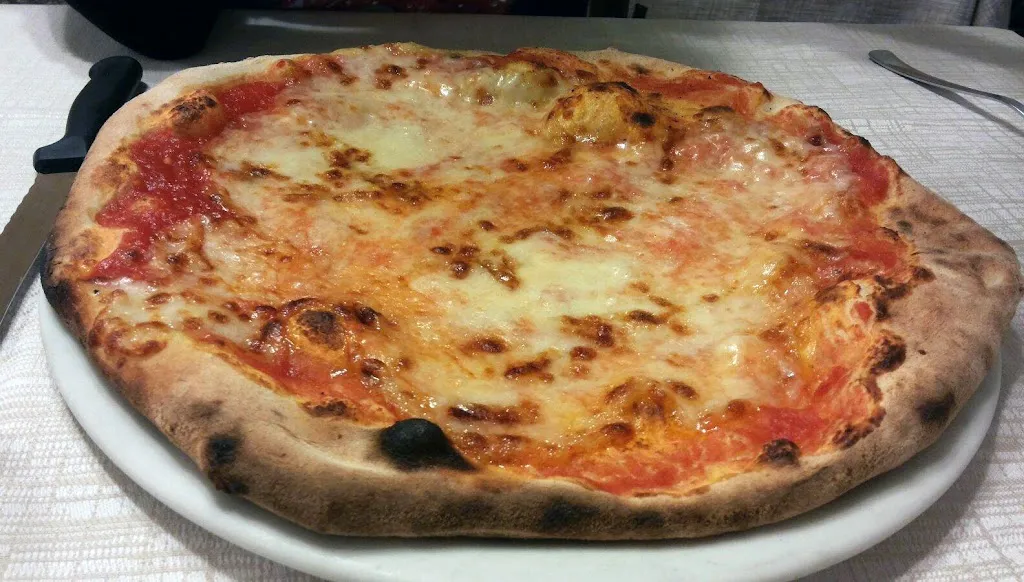 Pizzeria Da Tonino_Castelletto_slider_image_2