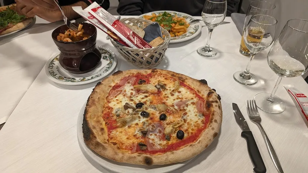 Ristorante - Pizzeria Grappolo D'Oro_Castelletto_slider_image_3