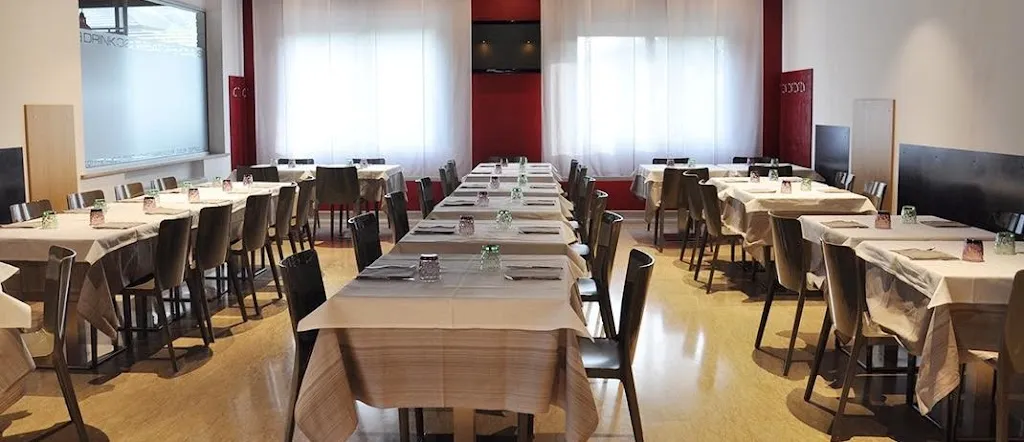 Luna Cafè restaurant in Castellarano