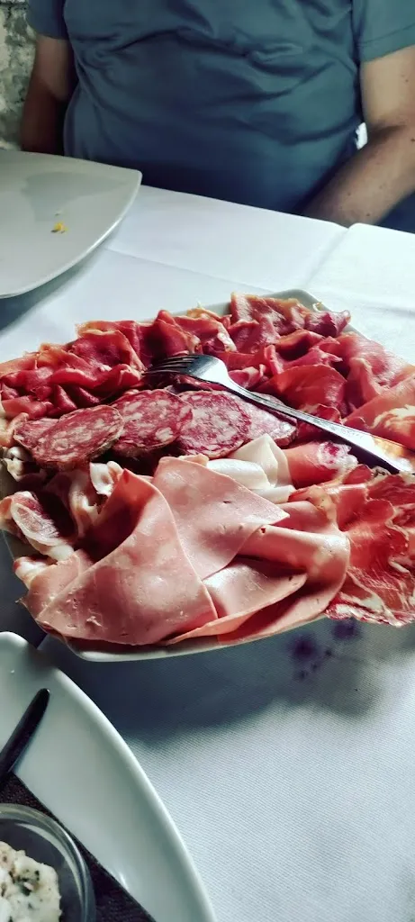 massimo malvestio_Cantina Cairoli | Enosteria_Castellarano_review