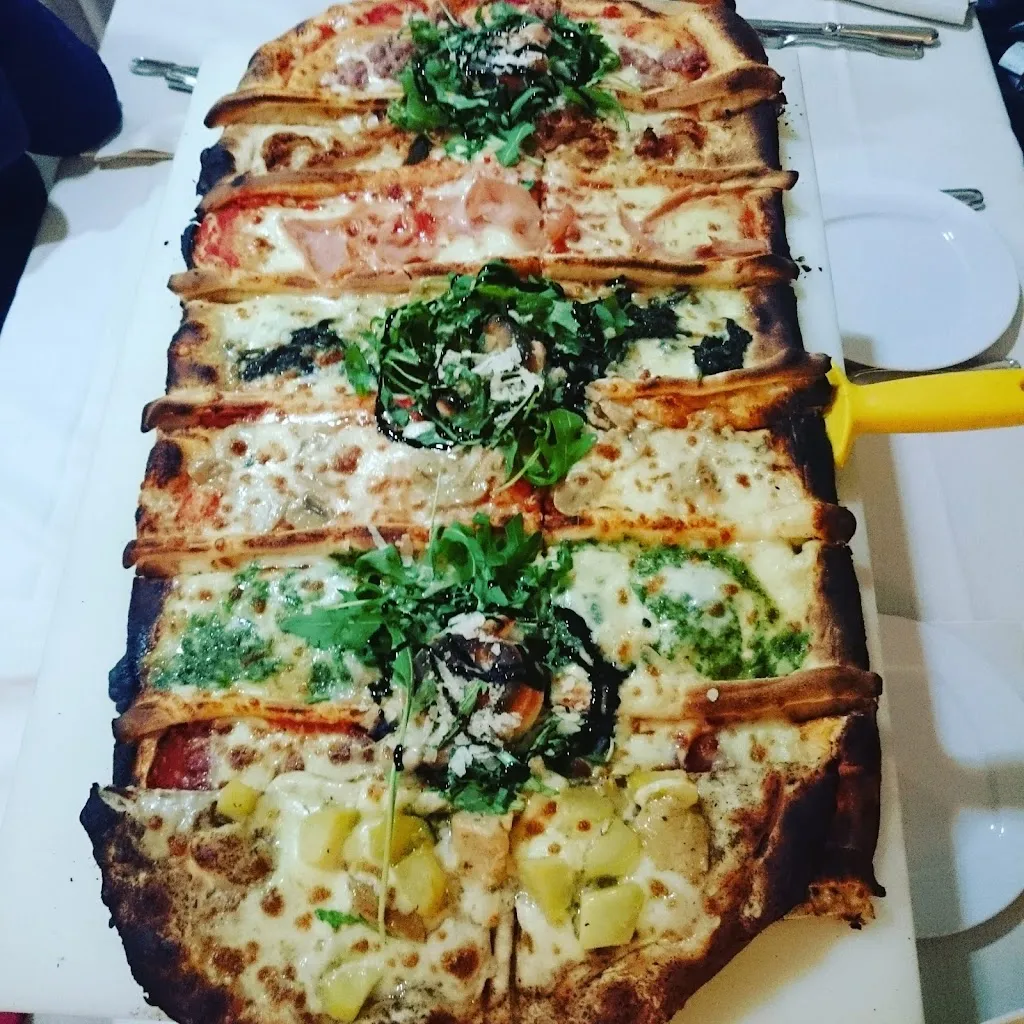 Tereza Fryzova Berecova_Hotel Ristorante Pizzeria Castello_Castellarano_recensione