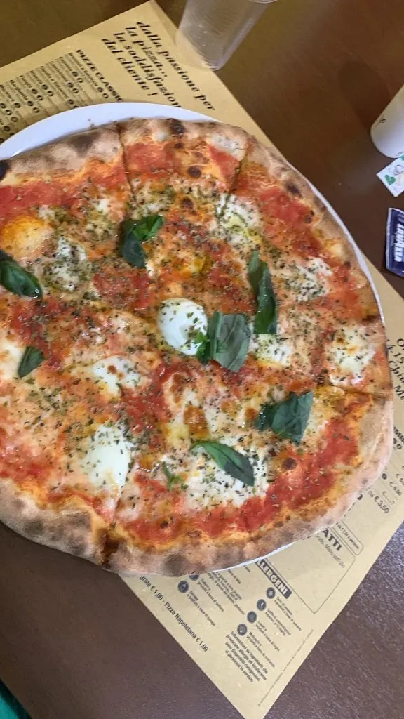 Omar Asfour_Pizzeria Antico Sapore_Castellarano_review